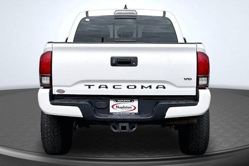 Super White 2019 Toyota Tacoma TRD Sport