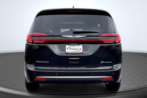 2023 Chrysler Pacifica Hybrid Limited