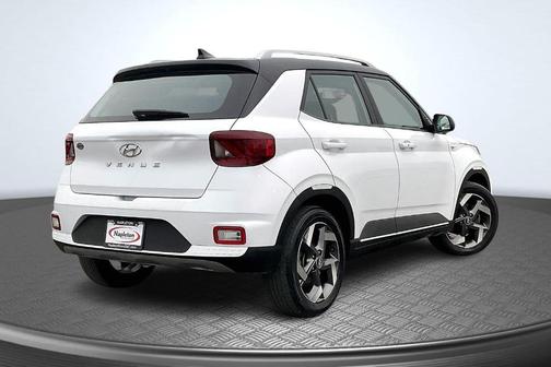 2022 Hyundai VENUE Limited