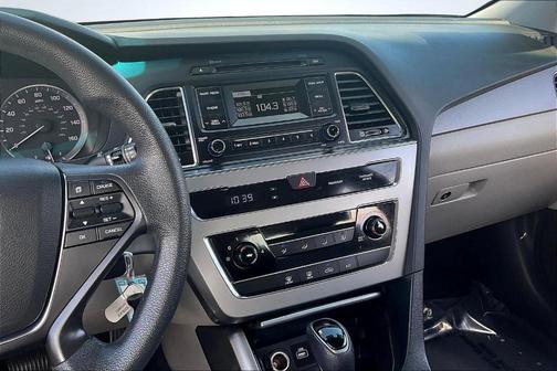 2017 Hyundai SONATA Base