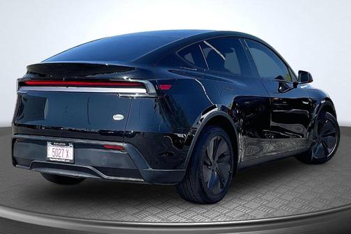 Diamond Black 2026 Tesla Model Y PREMIUM