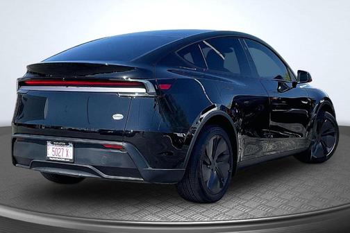 Diamond Black 2026 Tesla Model Y PREMIUM