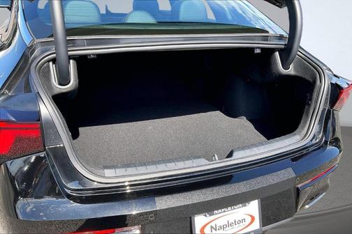 Aurora Black Pearl 2025 Kia K5 GT