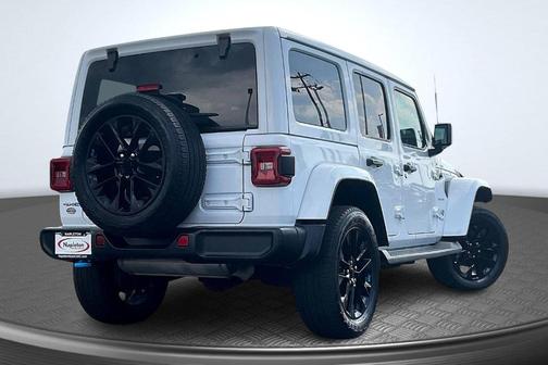 2022 Jeep Wrangler Unlimited 4xe Sahara