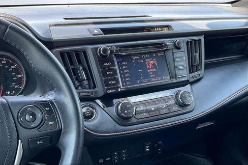 2018 Toyota RAV4 SE