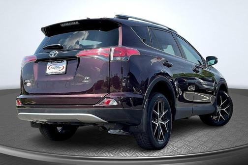 2018 Toyota RAV4 SE