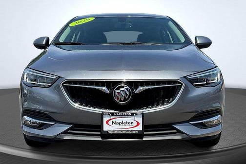 2020 Buick Regal Sportback Essence