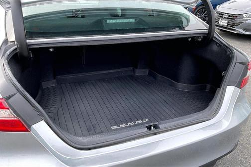 Celestial Silver Metallic 2018 Toyota Camry LE