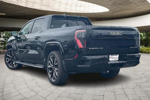 2025 GMC Sierra EV Denali