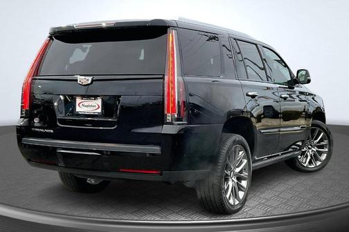 2020 Cadillac Escalade Platinum