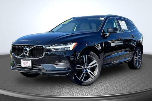 Onyx Black Metallic 2019 Volvo XC60 T6 Momentum