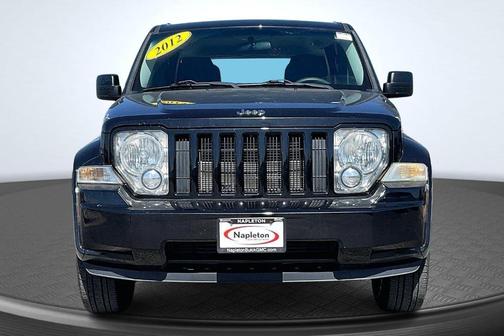 Brilliant Black Crystal Pearl 2012 Jeep Liberty Sport
