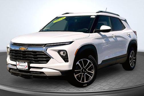 Summit White 2024 Chevrolet Trailblazer LT