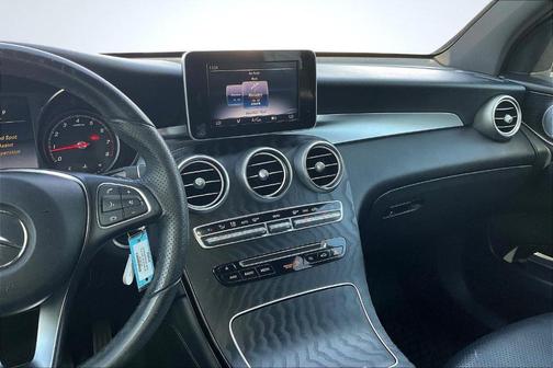2018 Mercedes-Benz GLC 300 Base