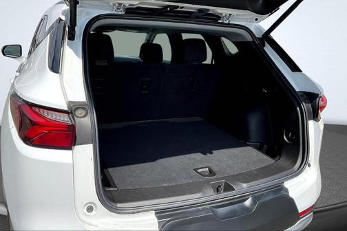 Summit White 2022 Chevrolet Blazer 2LT