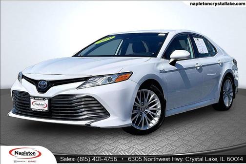 Wind Chill Pearl 2019 Toyota Camry Hybrid XLE