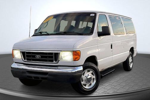 2007 Ford E350 Super Duty XLT