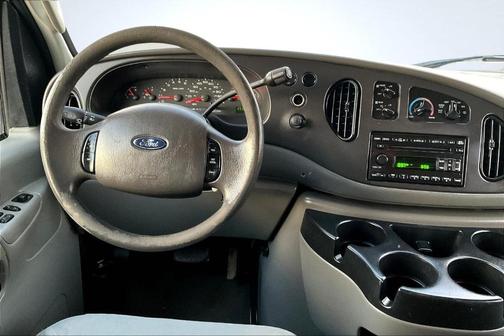 2007 Ford E350 Super Duty XLT