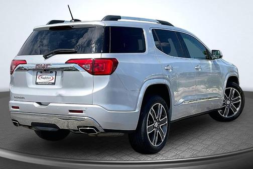 Quicksilver Metallic 2017 GMC Acadia Denali