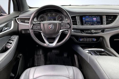 2022 Buick Enclave Essence