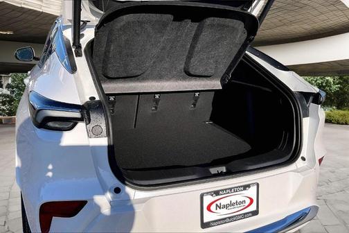 White Frost Tri-Coat 2026 Buick Envista Avenir