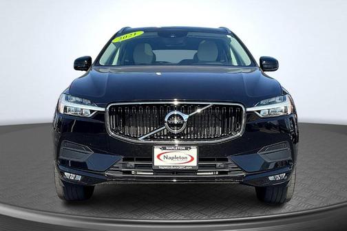 2021 Volvo XC60 T5 Momentum
