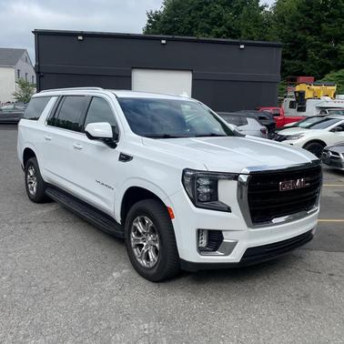 2022 GMC Yukon XL SLE