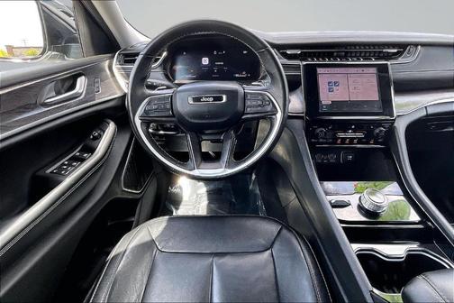 Bright White Clearcoat 2022 Jeep Grand Cherokee L Limited