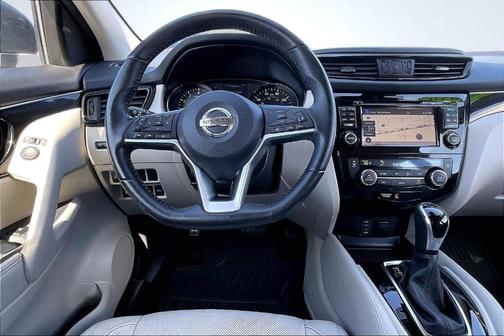 2018 Nissan Rogue Sport SL