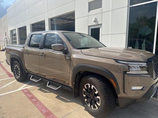 2024 Nissan Frontier PRO-X