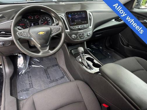 Mosaic Black Metallic 2024 Chevrolet Malibu 1LS