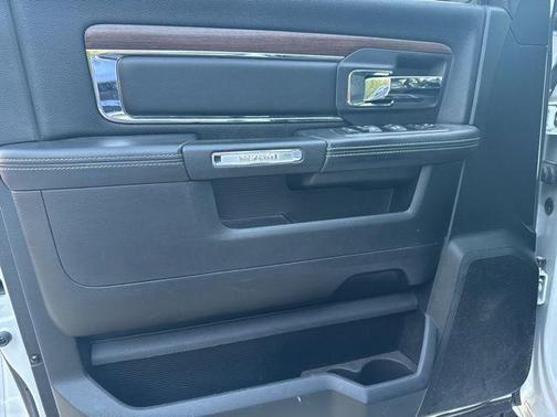 2015 RAM 1500 Laramie