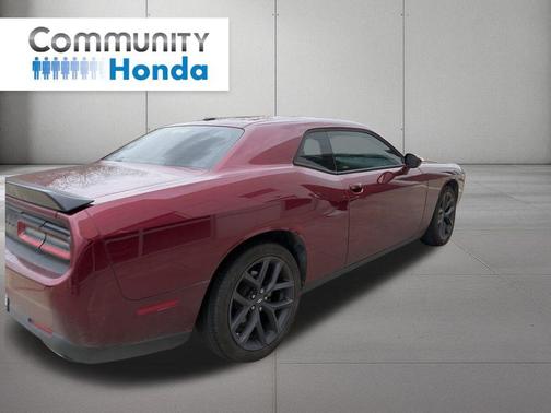 2022 Dodge Challenger SXT