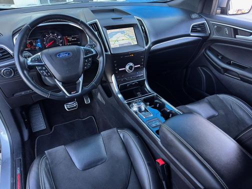 2020 Ford Edge ST