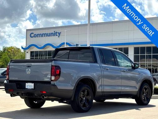 2023 Honda Ridgeline Black