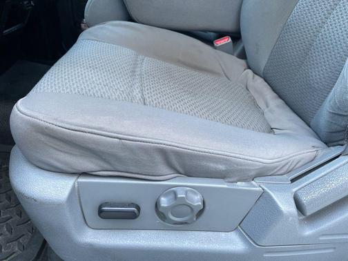 OXFORD WHITE 2013 Ford F-150 XL