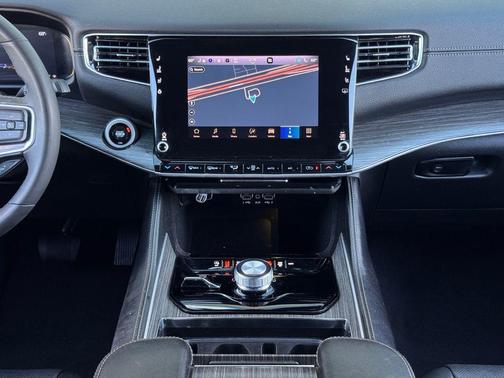 2024 Jeep Wagoneer L Series II 4x4