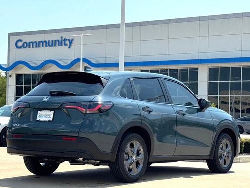 2026 Honda HR-V LX