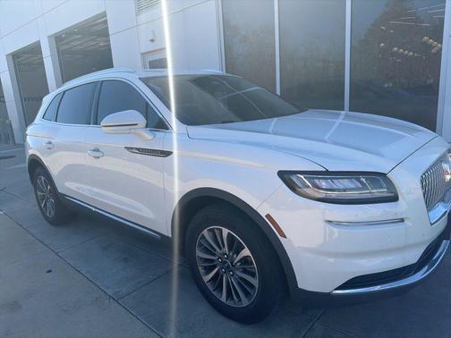 2022 Lincoln Nautilus Standard