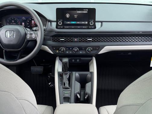 2025 Honda Accord Sport SE 1.5T