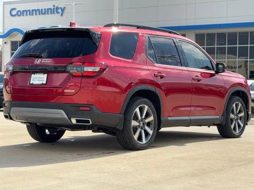 2025 Honda Pilot Touring 8-Passenger
