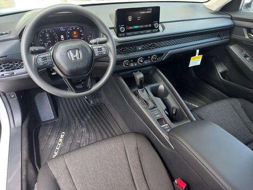 2025 Honda Accord LX 1.5T