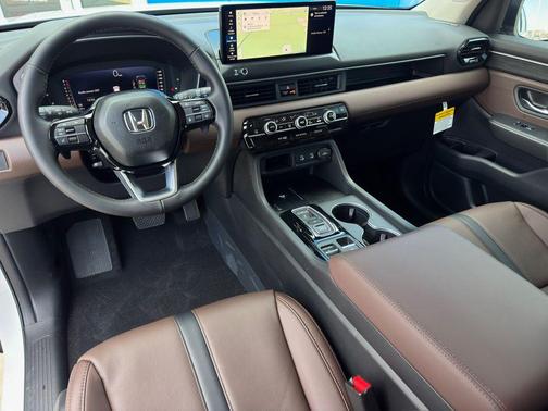 2026 Honda Pilot Touring 8-Passenger