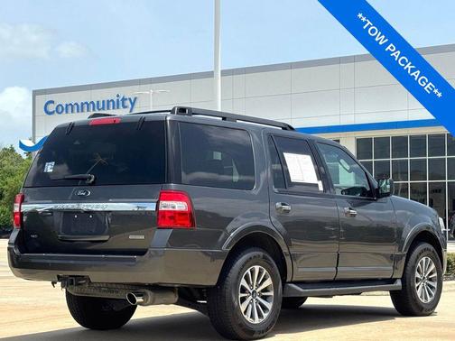 MAGNETIC METALLIC 2017 Ford Expedition XLT