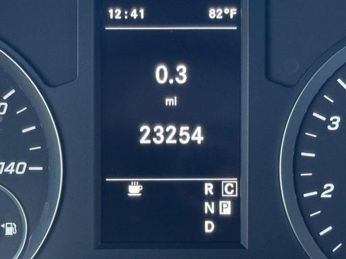 2023 Mercedes-Benz Metris Base