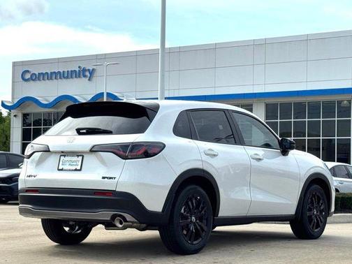 2026 Honda HR-V 2WD Sport