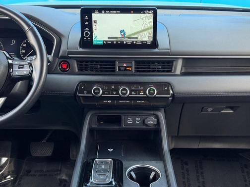 2024 Honda Pilot Touring 8-Passenger