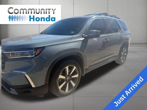 2024 Honda Pilot Touring 8-Passenger