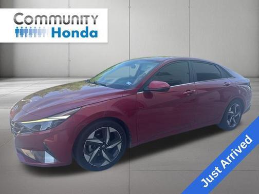 2022 Hyundai ELANTRA Limited