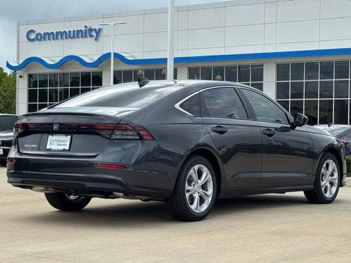 2025 Honda Accord LX 1.5T